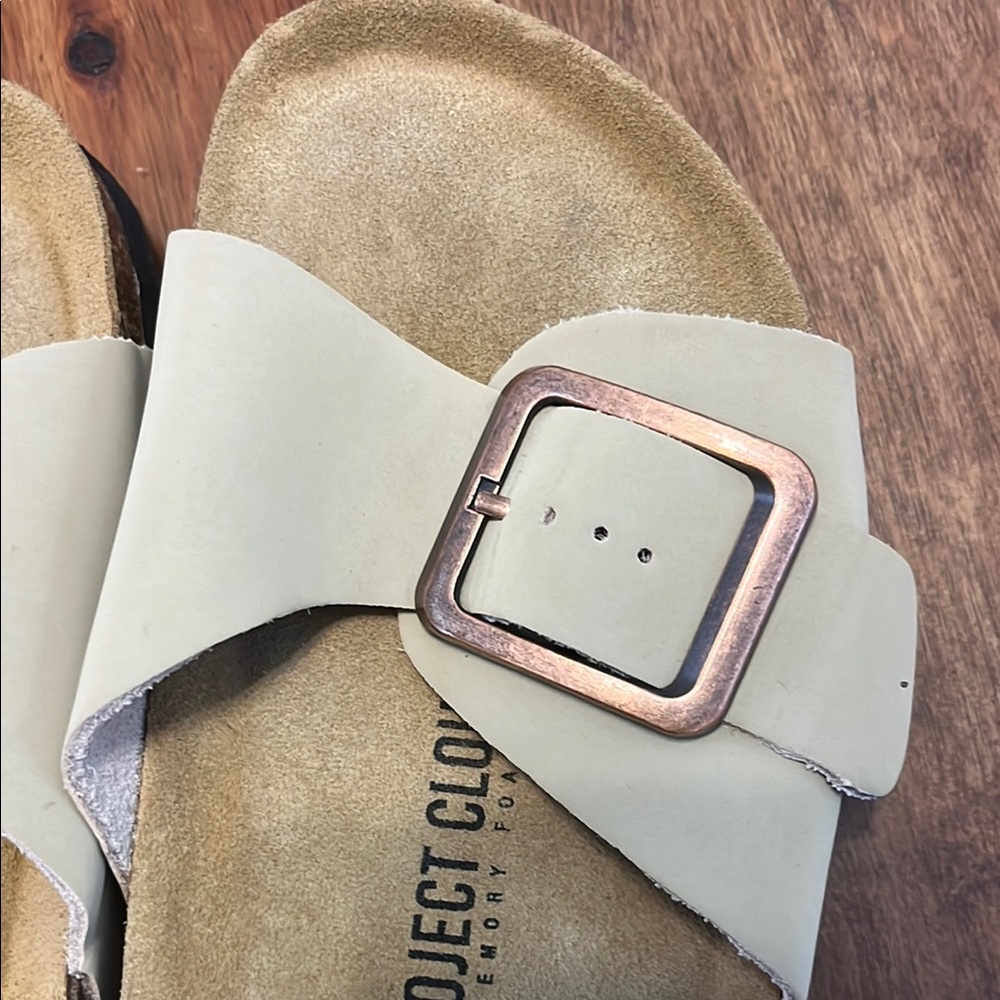 Project Cloud White Slide Sandals - Picture 7 of 12